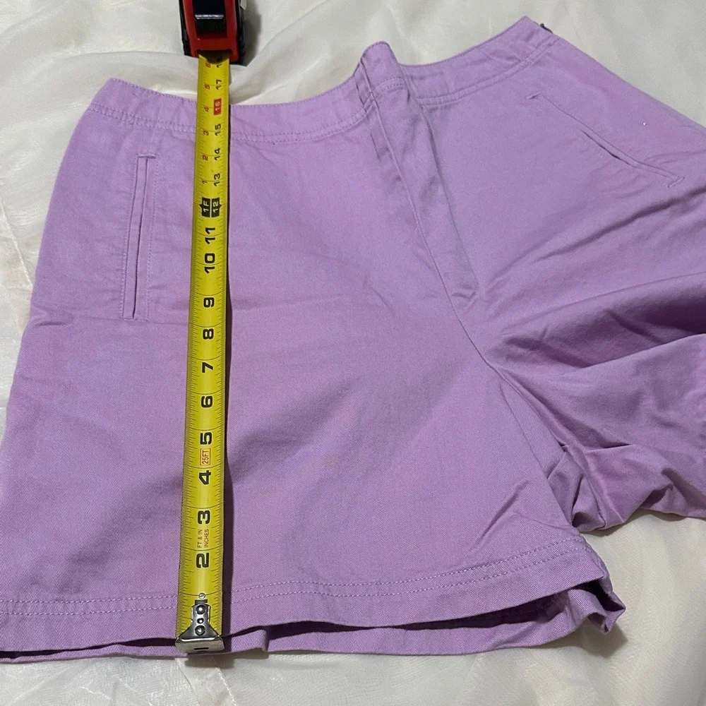 Izod Women's Light Purple Shorts with Pockets